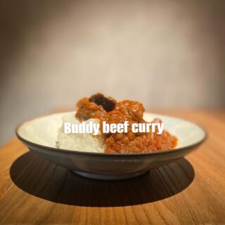 Buddyのbeef curry。 至ってシンプ…