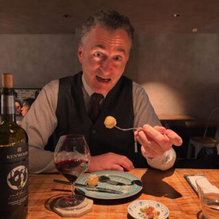 飲食を通じて国境をこえ 沢山の笑顔溢れる世の中に 小さなこと…